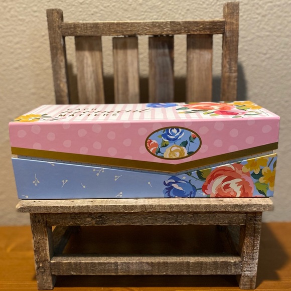 Spring Floral Nesting Boxes Set Of 4, Floral Stackable Decorative Storage Boxes - Picture 9 of 16